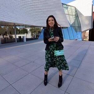 Meet your Posher, Vivian